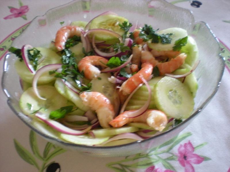 Salade Fracheur aux Concombres et Crevettes